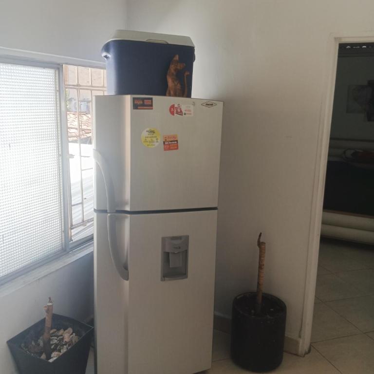 Acogedor apartaestudio privado cerca de Laureles y Pueblito Paisa, Excelente ubicación - Apartamento de 1 dormitorio - 3