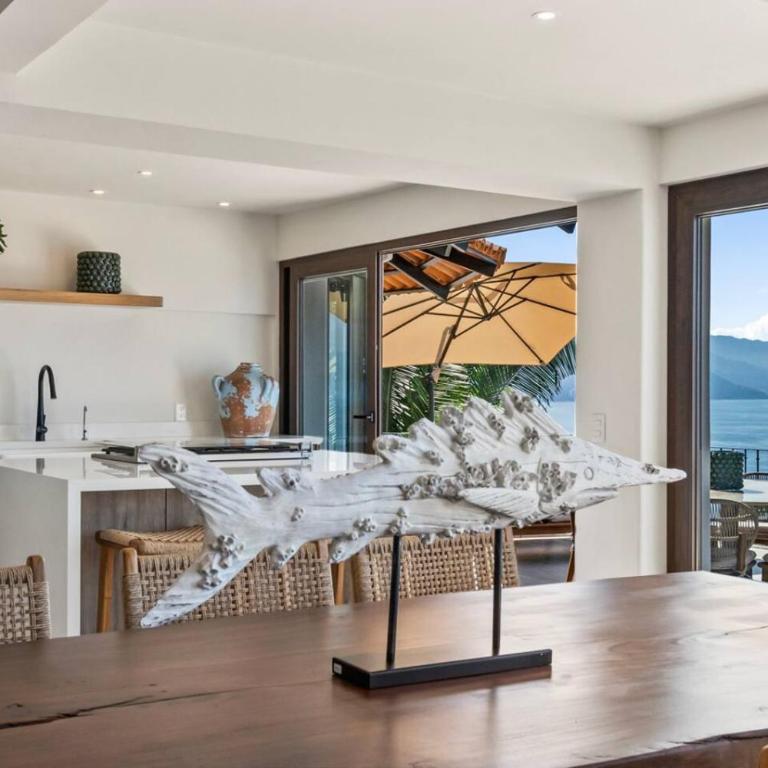Ocean View Villa Private Pool by Zona Romantica - Vacation Home - 18