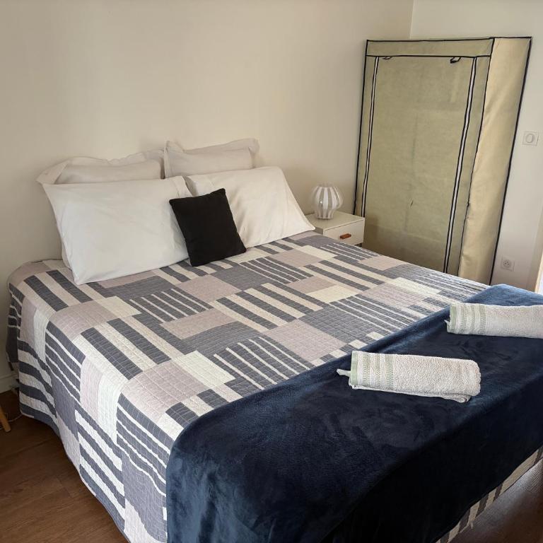 Studio cosy centre Pau proche gare lit Queen - Appartement 1 Chambre - 5