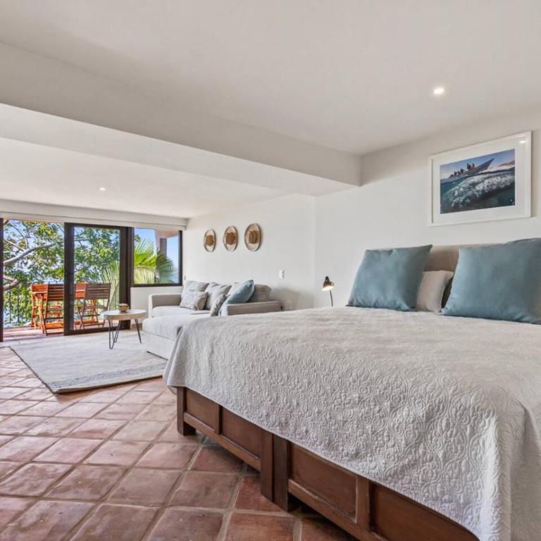 Ocean View Villa Private Pool by Zona Romantica - Vacation Home - 33