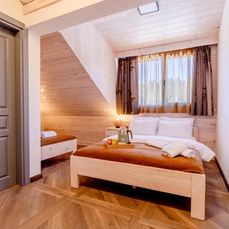 River Bridge Hotel - Standard Triple Room - 3