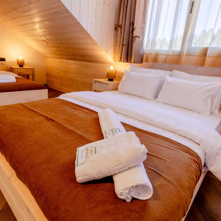 River Bridge Hotel - Standard Triple Room - 6