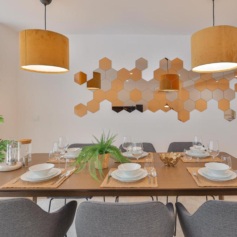 C26 Gorgeous 4 bdrm Apartament in Plaza Uncibay - Apartamento - 33