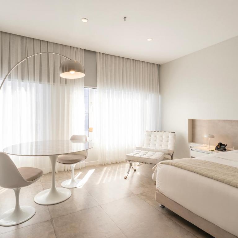 The Hub Urban Hotel - Estudio Deluxe - 3