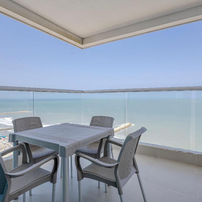 Apartamento Vista 280 g Frente Al Mar Bocagrande - Two-Bedroom Apartment - 28