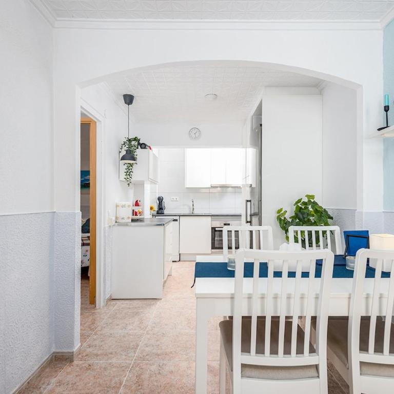 Sunny Torretta house - Two-Bedroom Apartment - 3