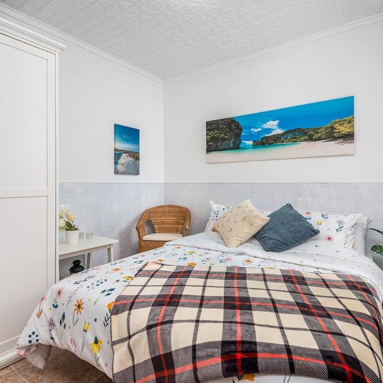 Sunny Torretta house - Two-Bedroom Apartment - 4