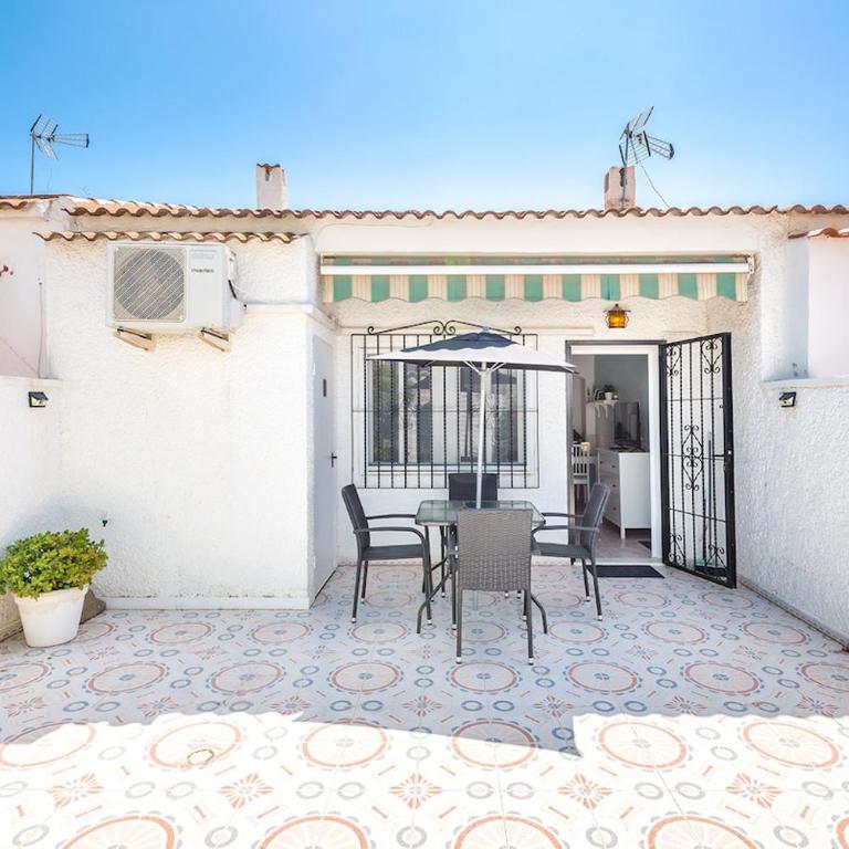 Sunny Torretta house - Two-Bedroom Apartment - 8