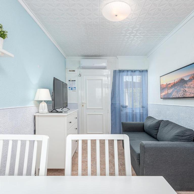 Sunny Torretta house - Two-Bedroom Apartment - 11