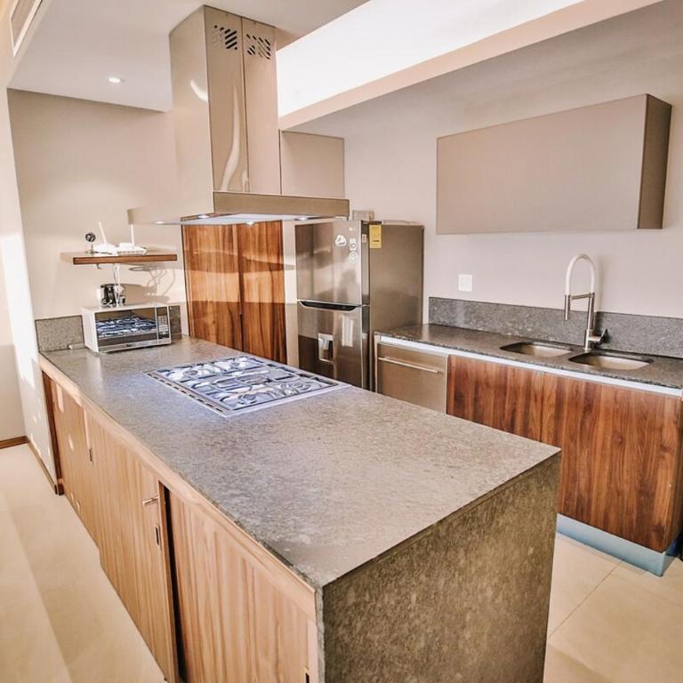 Departamento en Acapulco Zona Diamante - Apartamento de 3 dormitorios - 69