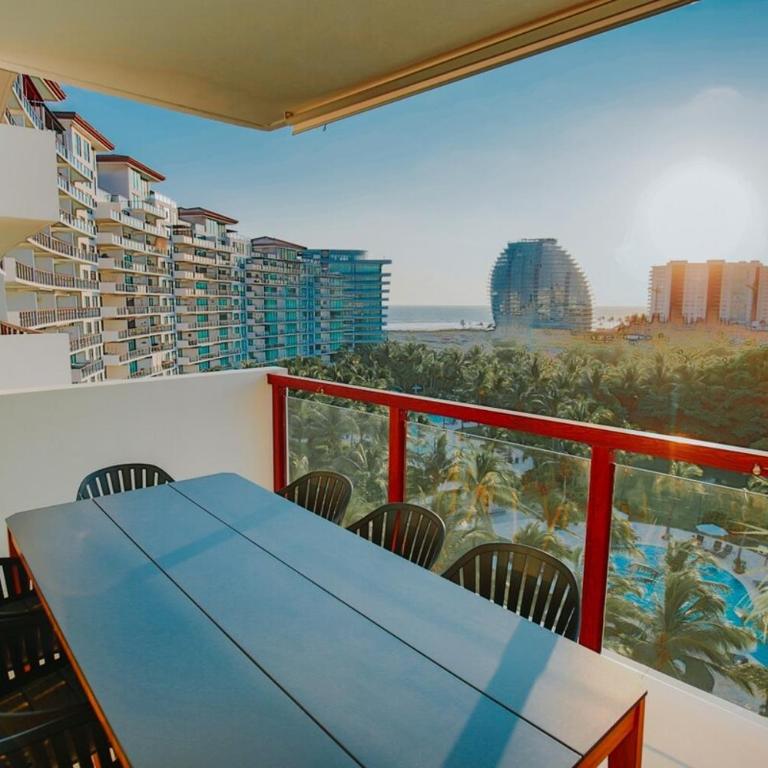 Departamento en Acapulco Zona Diamante - Apartamento de 3 dormitorios - 77