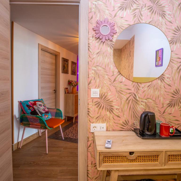 Lemon & Green GuestHouse - Double Room with Private Bathroom - 1