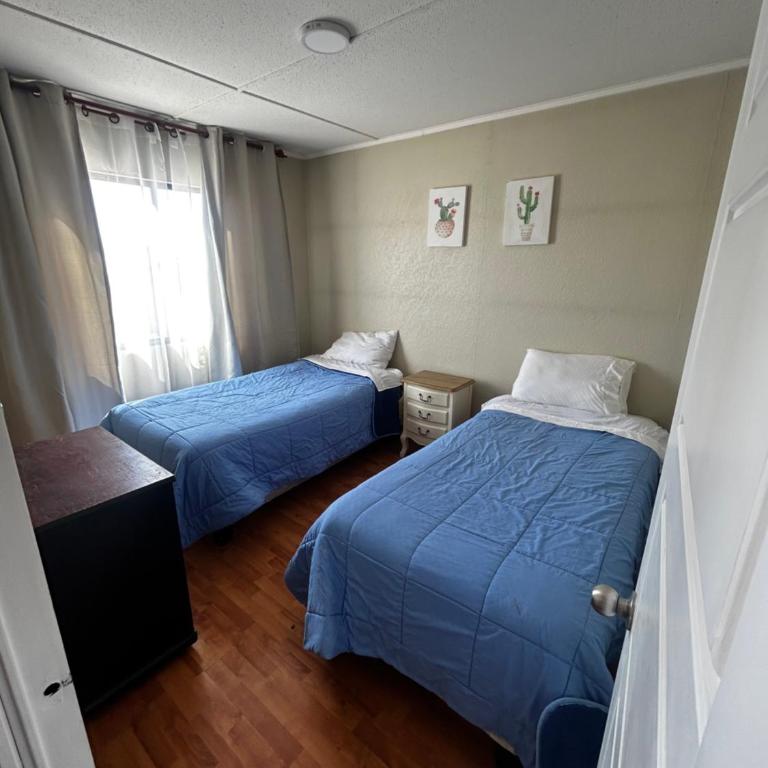 Alojamiento corporativo para grupos grandes Calama - Six-Bedroom House - 2