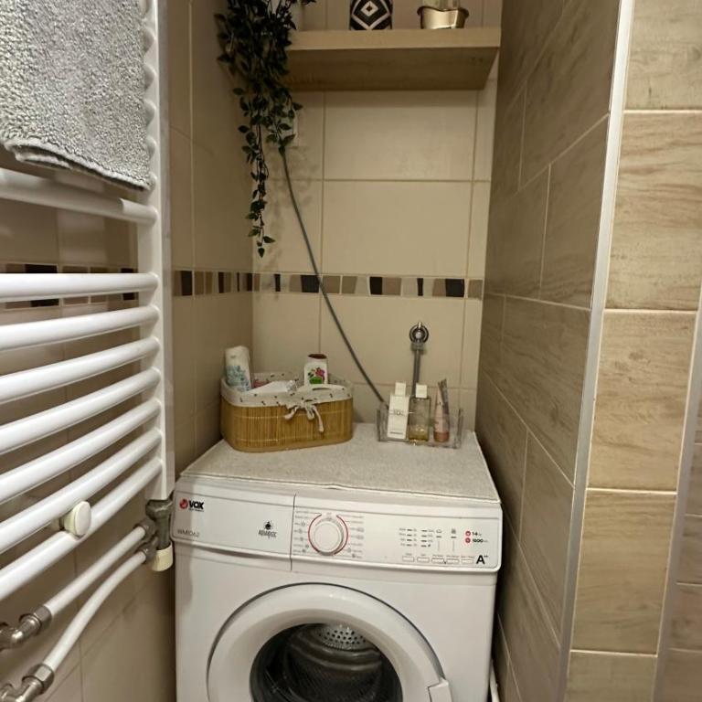 Modern bright apartment 2 - Apartman sa 1 Spavaćom Sobom - 3