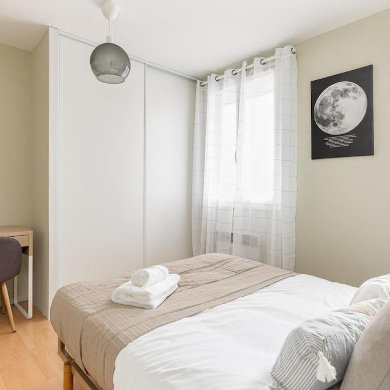 A pair of two-bed apartments with outdoor spaces and parking by the Garonne - Apartment - 8