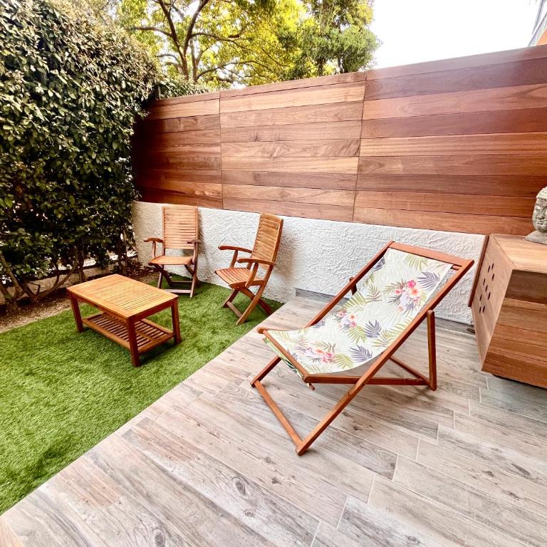 Sanary centre charmant studio 28m2 avec jardin parking privé - Apartment mit 1 Schlafzimmer - 15