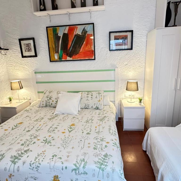 CASA CON JARDÍN A 35 METROS DE LA PLAYA. BR. - Casa de 3 dormitorios - 63