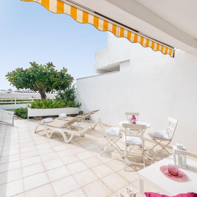 Edificio Canopus, Apartamento 23 en primera linea de la playa - Apartamento - 19