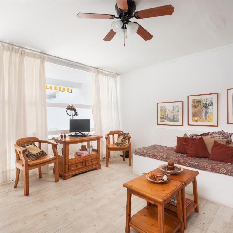 Edificio Canopus, Apartamento 23 en primera linea de la playa - Apartamento - 9