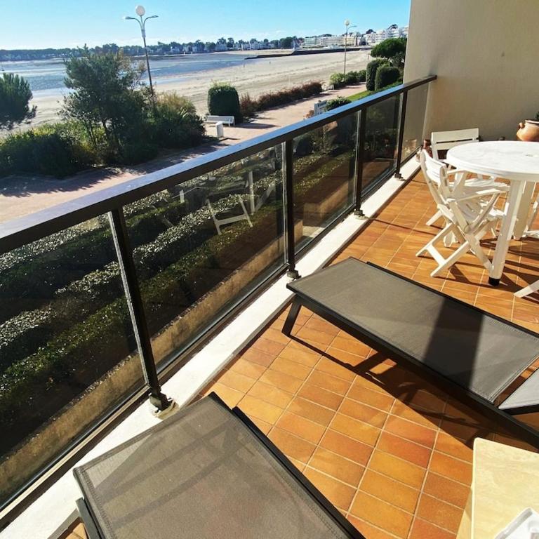 Appartement face mer Plage Benoît La Baule - Apartamento de 1 dormitorio - 6