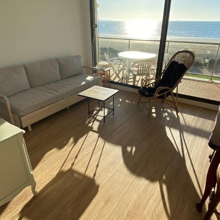 Appartement face mer Plage Benoît La Baule - Apartamento de 1 dormitorio - 9