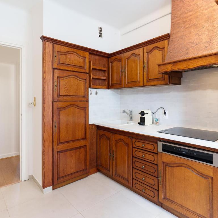Classic French & Modern Comfort in Cannes - Appartement - 14