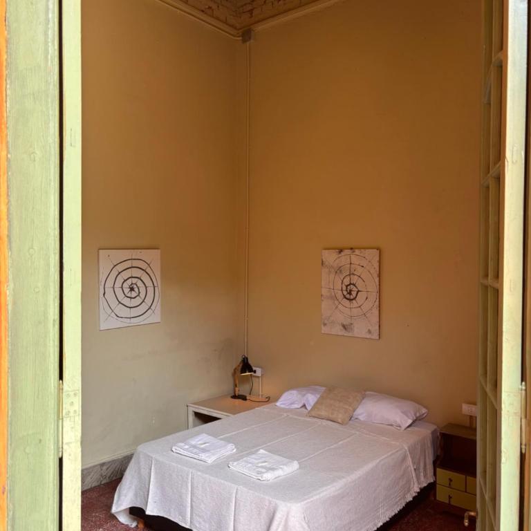 A la Gurda Hostel - Barrio Sur - Comfort Triple Room - 1