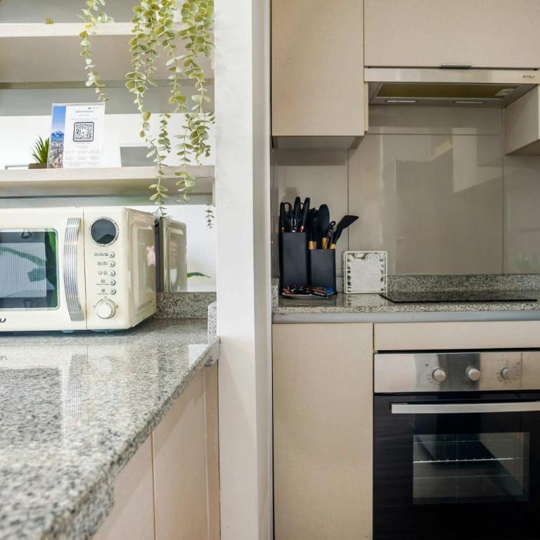 Experience Ultimate Comfort in Nunoa - Apartment - 5