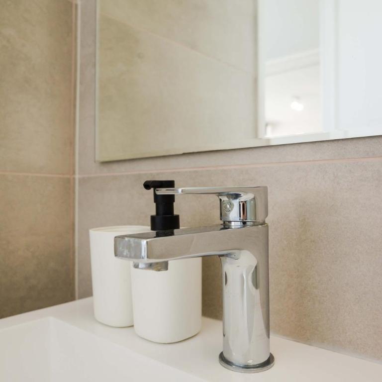 Experience Ultimate Comfort in Nunoa - Apartment - 16