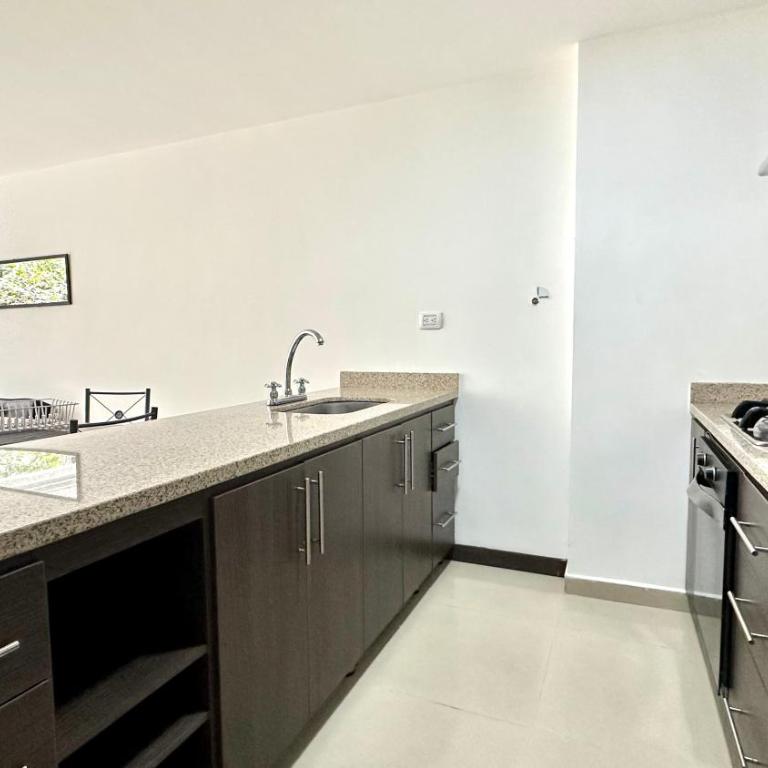 Apartamento moderno en conquistadores, excelente ubicación - Apartamento - 20