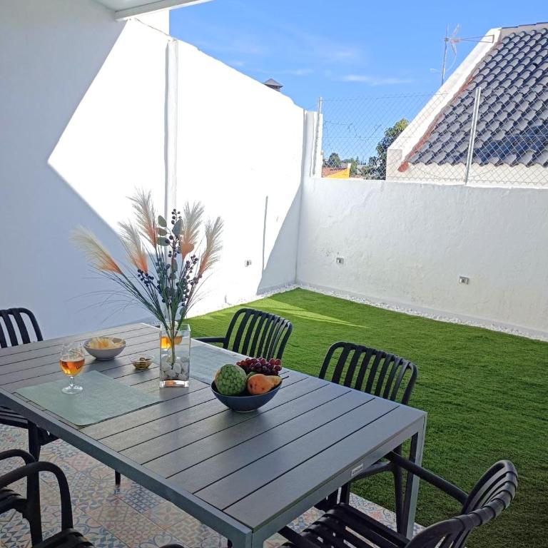 Casa con patio a 5 min de la playa - El Palo - Casa de 2 dormitorios - 1