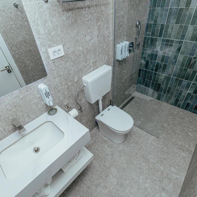 Hotel ORJEN sport & pleasure - Dvokrevetna Soba sa Bračnim Krevetom i Pogledom na Planinu - 7