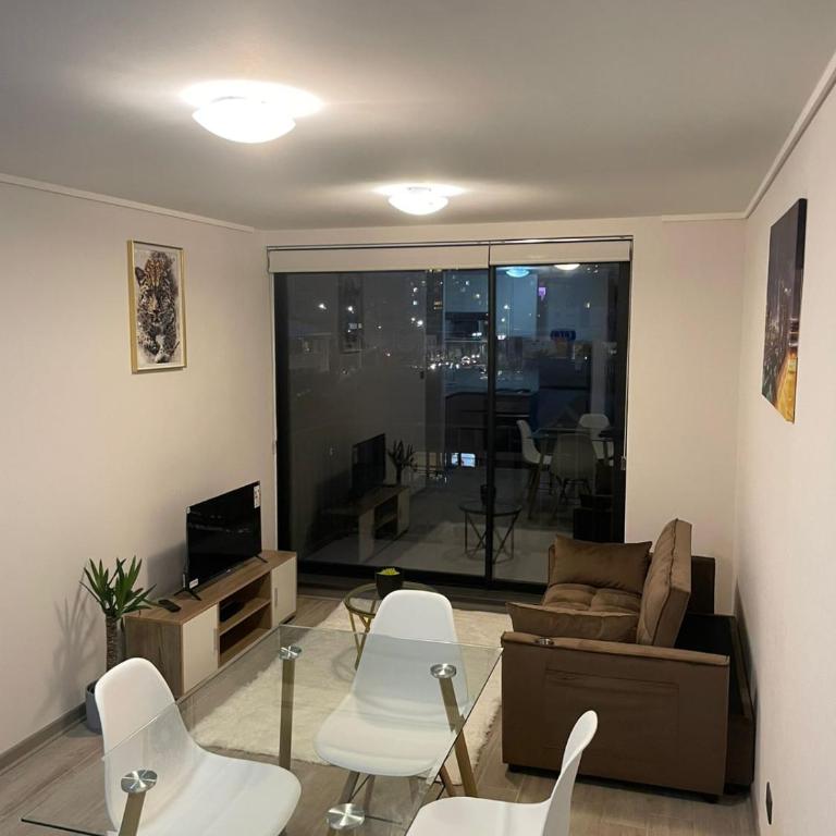 Moderno depto para 4 personas con estacionamiento - Two-Bedroom Apartment - 7