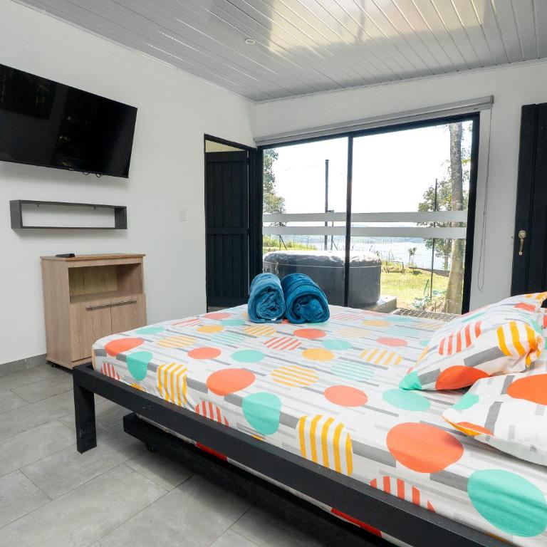 Valle de las Bendiciones, Lago Calima - Casa con 1 dormitorio - 11