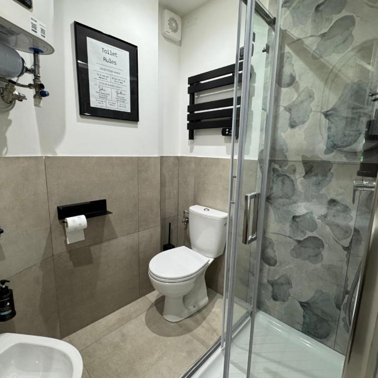 Garibaldi, 12 - CLELIA - Camera Matrimoniale con Bagno Privato - 3
