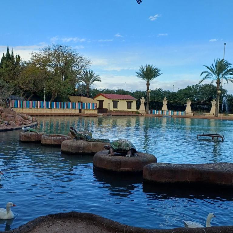 Stylish Apartment With Communal Pool - Apartamento de 2 dormitorios - 32