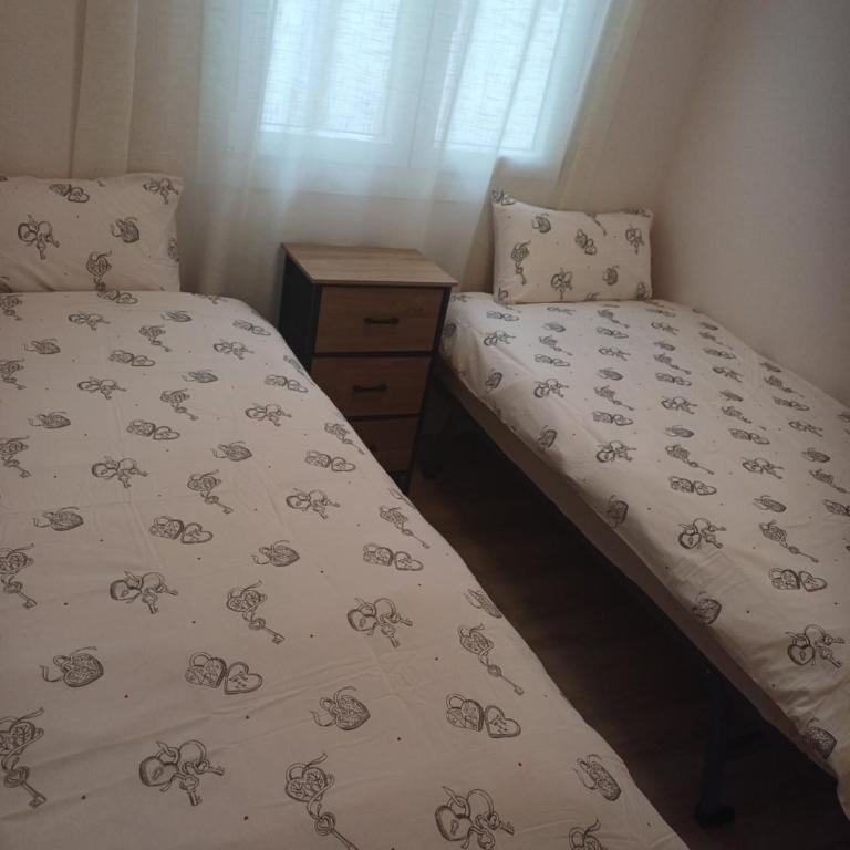 Stylish Apartment With Communal Pool - Apartamento de 2 dormitorios - 9