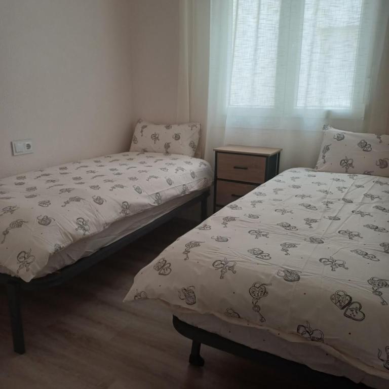 Stylish Apartment With Communal Pool - Apartamento de 2 dormitorios - 11