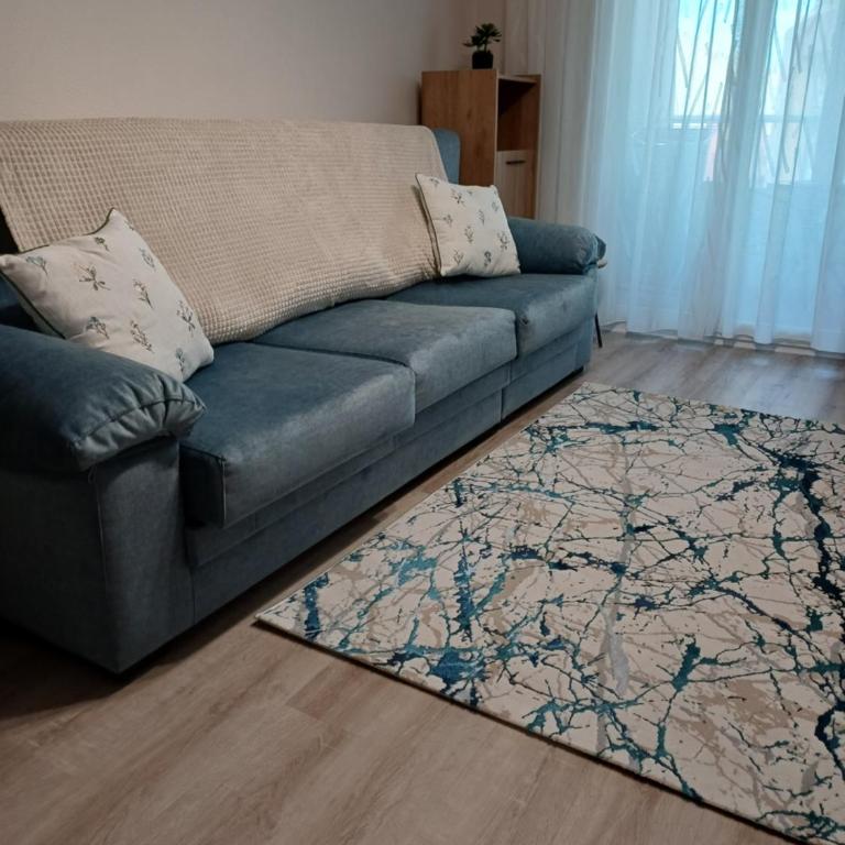 Stylish Apartment With Communal Pool - Apartamento de 2 dormitorios - 2
