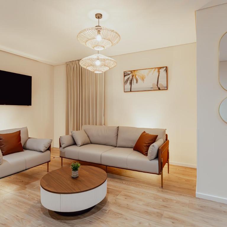Hotel ORJEN sport & pleasure - Dvokrevetna Soba sa Bračnim Krevetom i Pogledom na Planinu - 10
