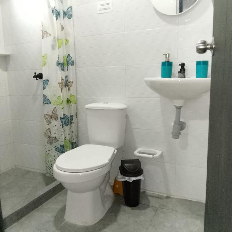 Casa vacacional cerca a Cartagena - Three-Bedroom House - 3
