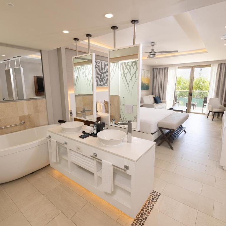Royalton Hideaway Riviera Cancun, An Autograph Collection All-Inclusive Resort-Adults Only - Suite Junior Deluxe - 3