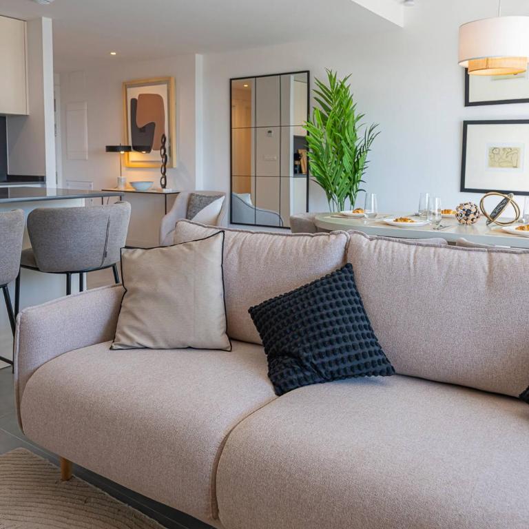 Magnificent 3-Bedroom Apartment, Terrace, Sauna and Swimming Pools - Apartamento de 3 dormitorios - 12