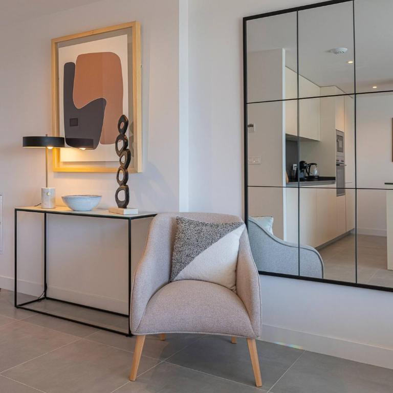Magnificent 3-Bedroom Apartment, Terrace, Sauna and Swimming Pools - Apartamento de 3 dormitorios - 25