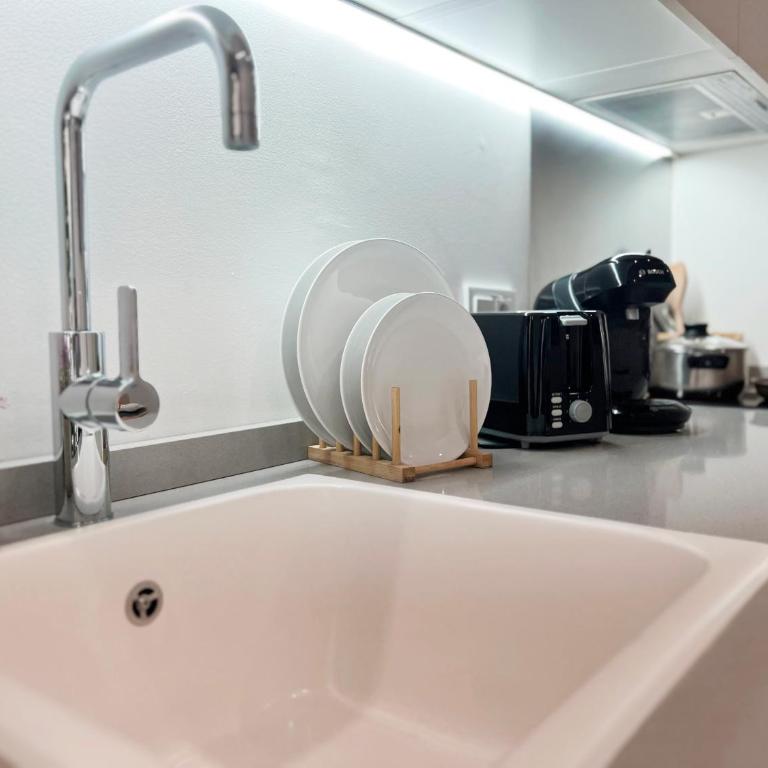 Loft Valencia R41 A B - Ground & Monteolivete Vibes - One-bedroom Loft Apartment - 4