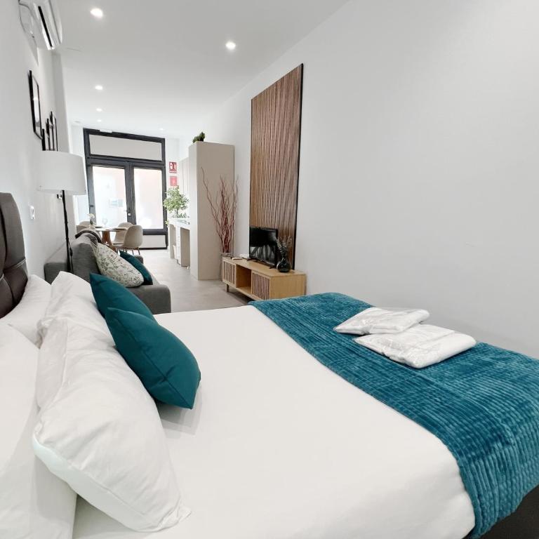 Loft Valencia R41 A B - Ground & Monteolivete Vibes - One-bedroom Loft Apartment - 24