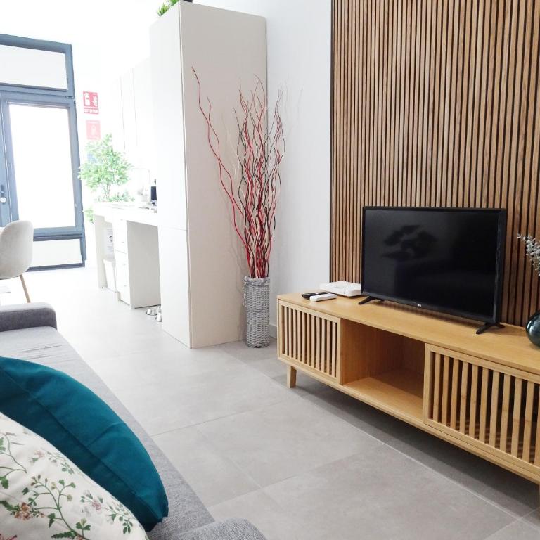 Loft Valencia R41 A B - Ground & Monteolivete Vibes - One-bedroom Loft Apartment - 23