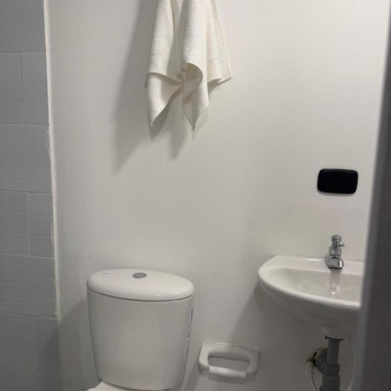 Complejo Turistico Apartaestudios 202 Armenia Quindio - One-Bedroom Apartment - 3