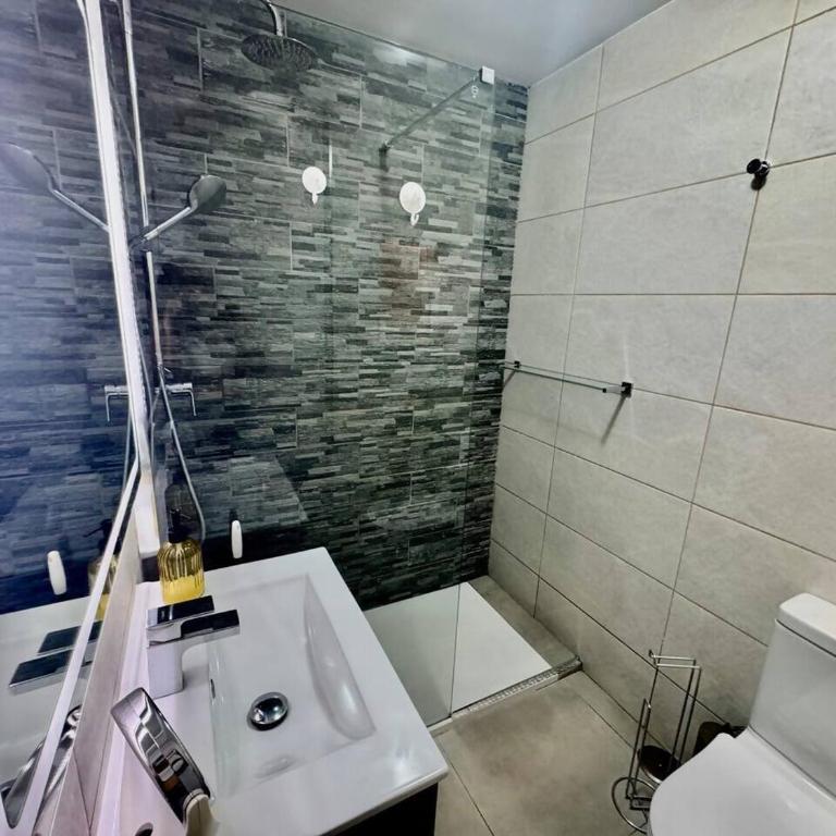 CYV - Modern choice for couples in good location - Apartamento de 2 dormitorios - 6