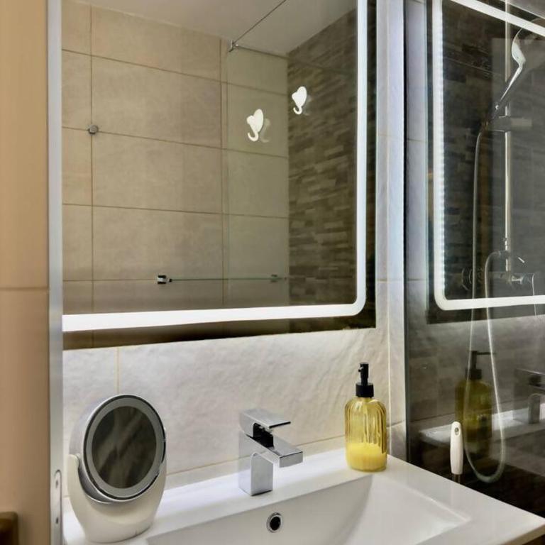 CYV - Modern choice for couples in good location - Apartamento de 2 dormitorios - 40
